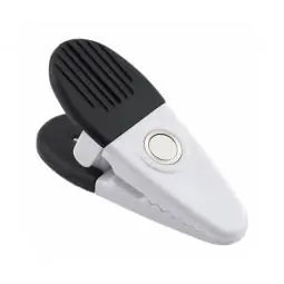 TRUE VALUE 07523 TV587707 2PK Large White Magnet Clips