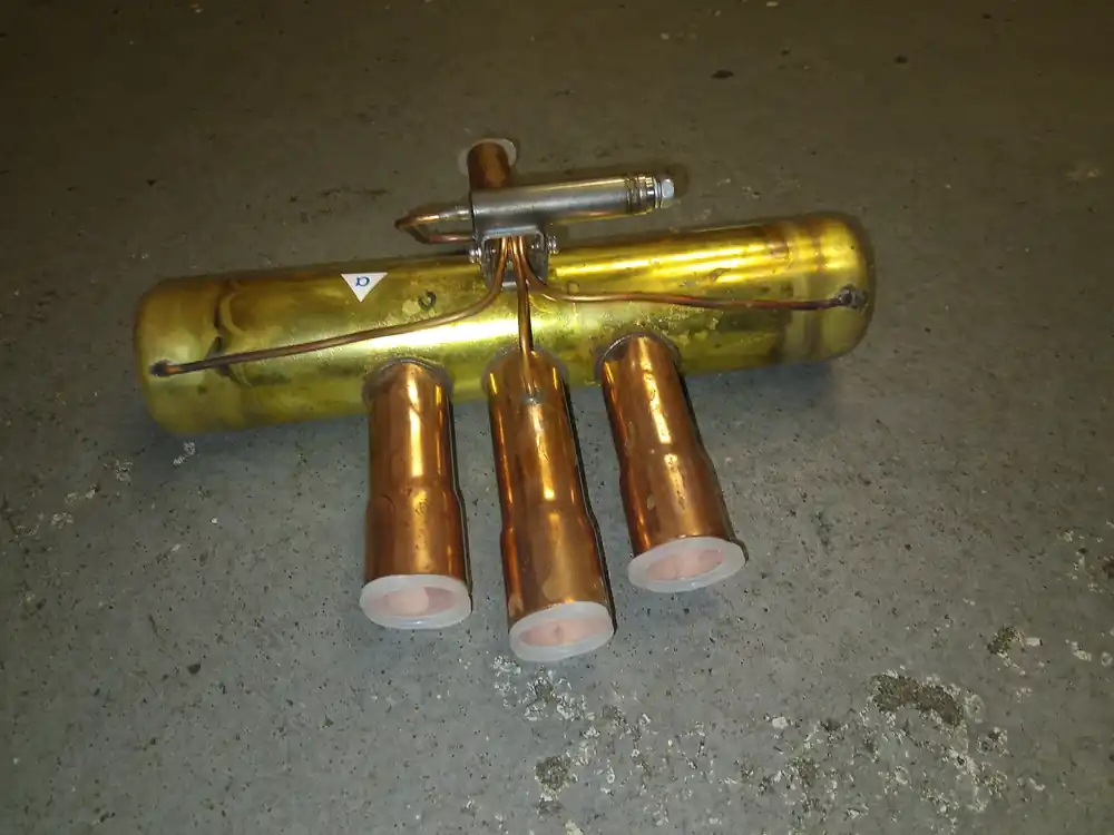 Service First VAL08346 4 Way Reversing Valve Less Coil