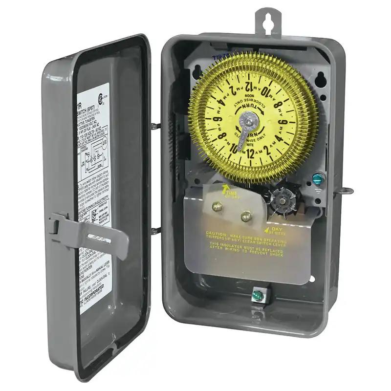 Intermatic T1975R Steel Case 125 V SPDT with 7 Day Skipper