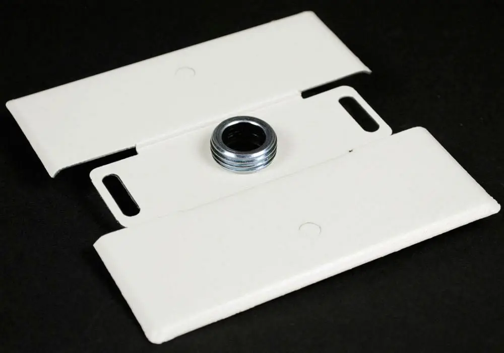 SK0497431-US20260702-105043-0 Wiremold V2051H Flush Plate Adapter 125V 15A 4-1/2L - Image 1