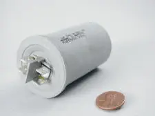 SK0501052-US20260702-105043-0 7.5MFD 370V Rnd Run Capacitor - Image 1