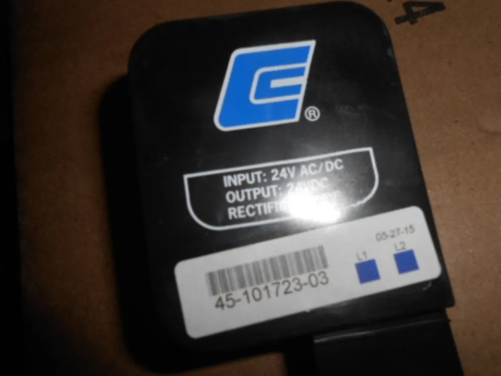 SK0501565-US20260702-105043-0 24V MOLDED PLUG FOR COPELAND COMPRESSORS - Image 1