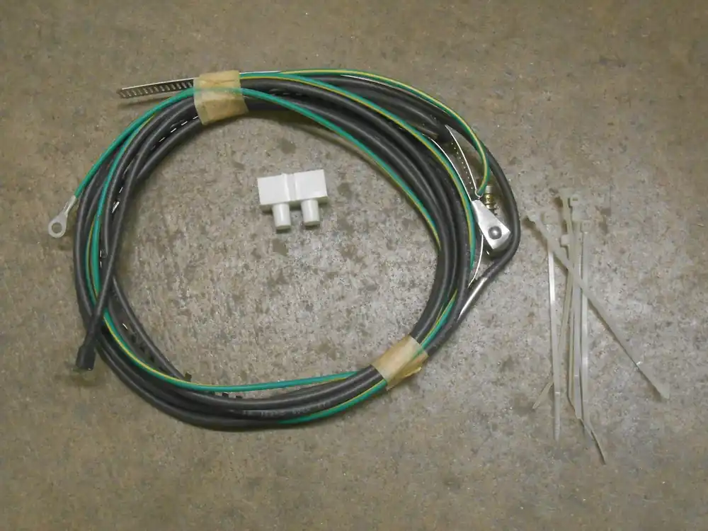 SK0501602-US20260702-105043-0 CRANKCASE HEATER KIT - Image 1