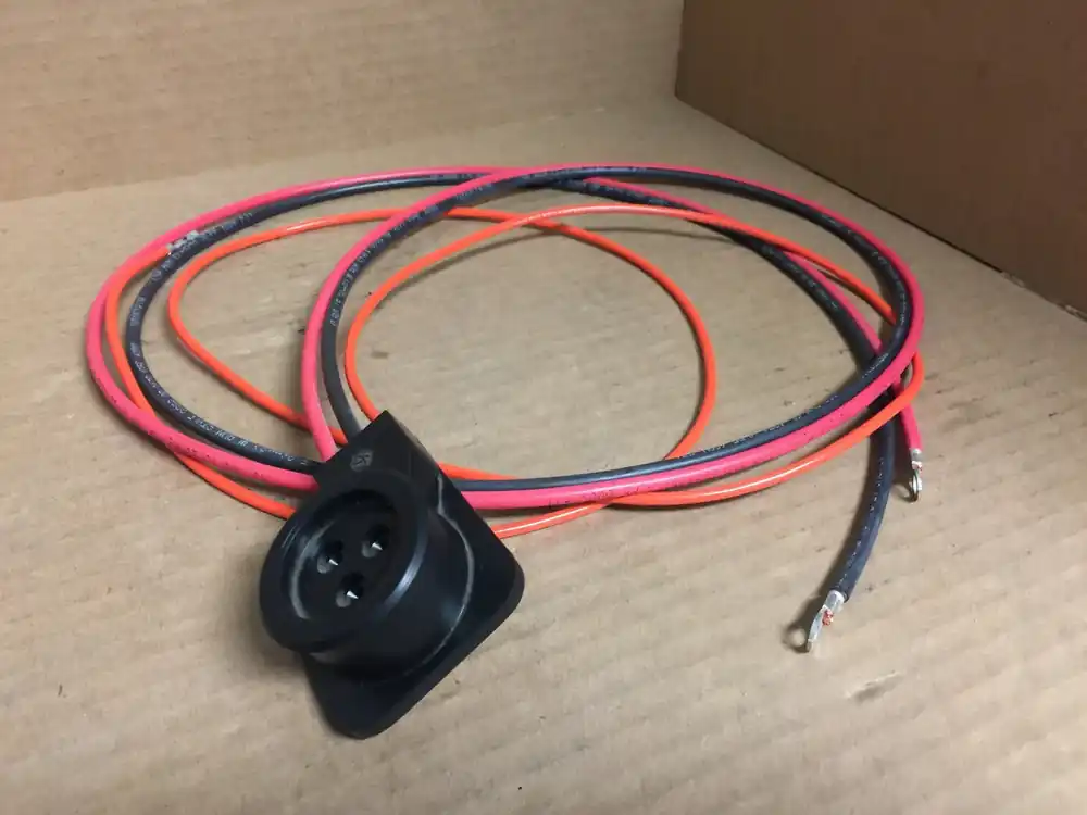 SK0501630-US20260702-105043-0 PLUG; SCROLL COMPRESSOR - Image 1