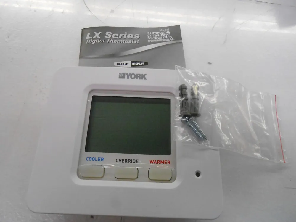 SK0501692-US20260702-105043-0 2 HEAT/2 COOL COMMERCIAL DIGITAL NON-PROGRAMMABLE THERMOSTAT , 24V - Image 1