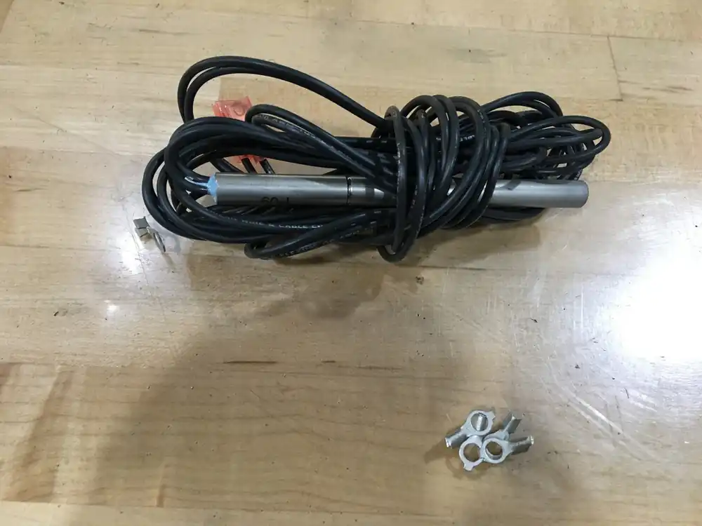 SK0501744-US20260702-105043-0 65 WATT, 230V CRANKCASE HEATER FOR RECIPROCATING COMPRESSORS - Image 1