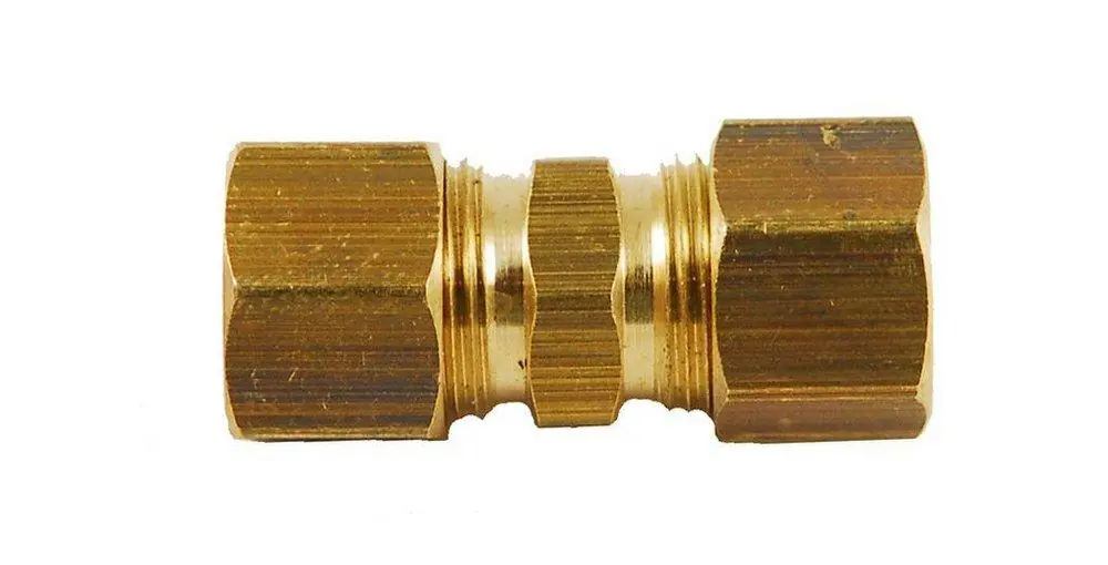 SK0507589-US20260702-105043-0 Watts 81008116 RadiantPEX-AL 5/8 in. Compression Brass Coupling - Image 1